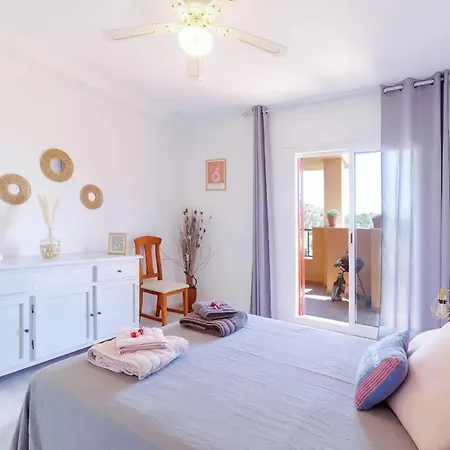 شقة Stunning 5 Minutes From The And Golf! *