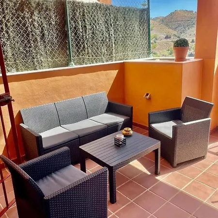 Appartement Stunning 5 Minutes From The And Golf! *