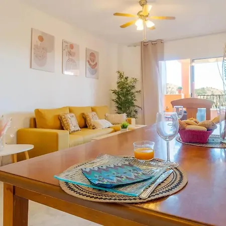 Stunning 5 Minutes From The And Golf! Marbella