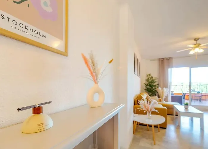 Stunning 5 Minutes From The And Golf! 公寓 *