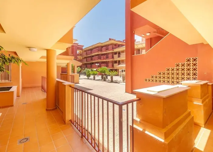 Διαμέρισμα Stunning 5 Minutes From The And Golf! Μαρμπέλλα