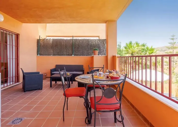 Stunning 5 Minutes From The And Golf! * Μαρμπέλλα
