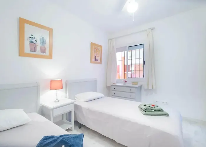 Διαμέρισμα Stunning 5 Minutes From The And Golf! Μαρμπέλλα