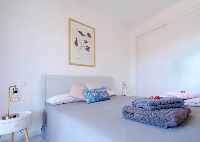 Stunning 5 Minutes From The And Golf! * Μαρμπέλλα