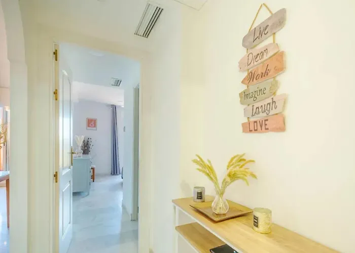 Διαμέρισμα Stunning 5 Minutes From The And Golf!