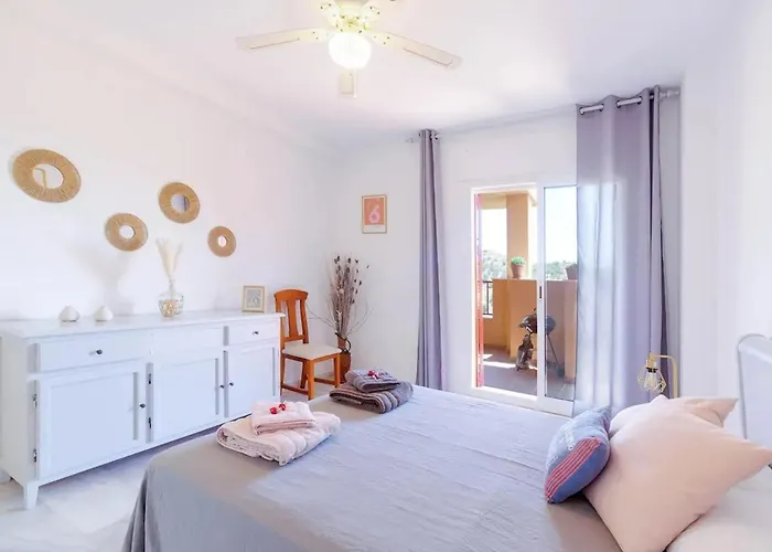 Διαμέρισμα Stunning 5 Minutes From The And Golf! *