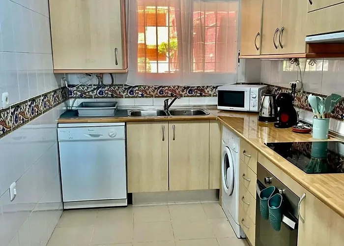 Stunning 5 Minutes From The And Golf! * Marbella